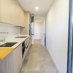 Apartman Cubo's Urban Sky West View 5 *