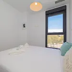 Cubo's Urban Sky West View 5 Apartman *