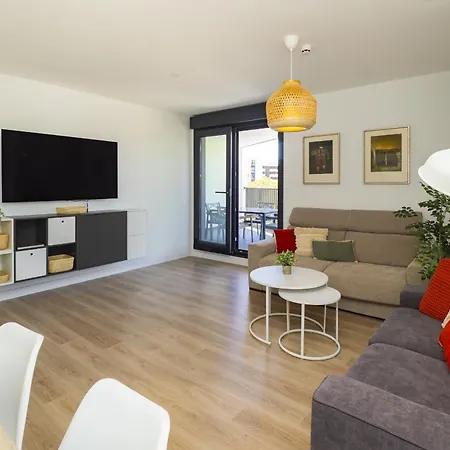 Apartment Cubo's Urban Sky West View 5 *