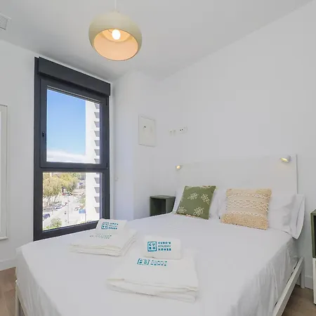 Cubo's Urban Sky West View 5 Malaga